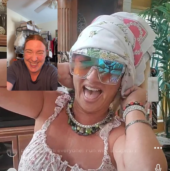 This is my live listing please like and share - Picture 14 of 17